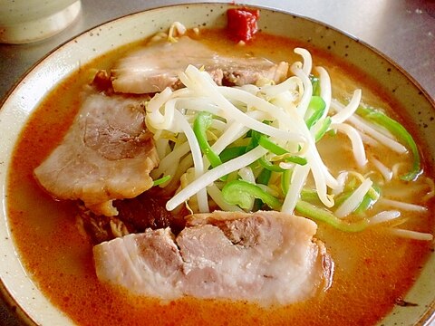 麺の力担担麺で「スタミナピリ辛チャーチューめん」